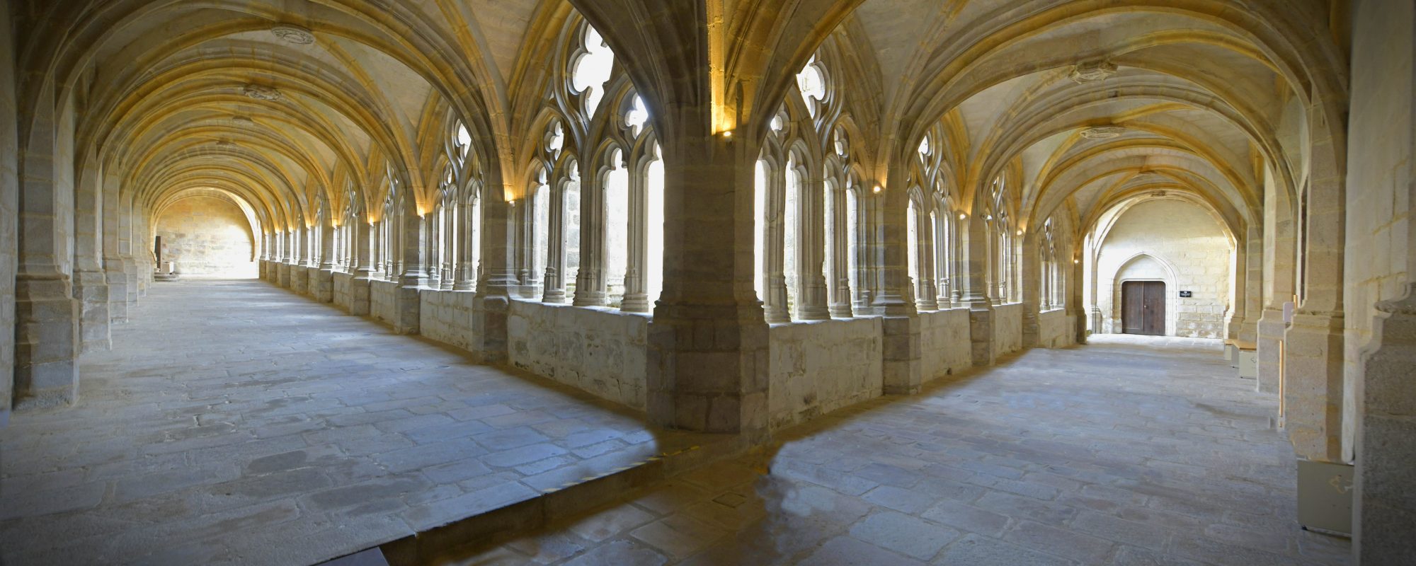 Le cloître de La Chaise-Dieu