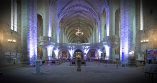 Visites de l&rsquo;abbatiale et des tapisseries par les frères