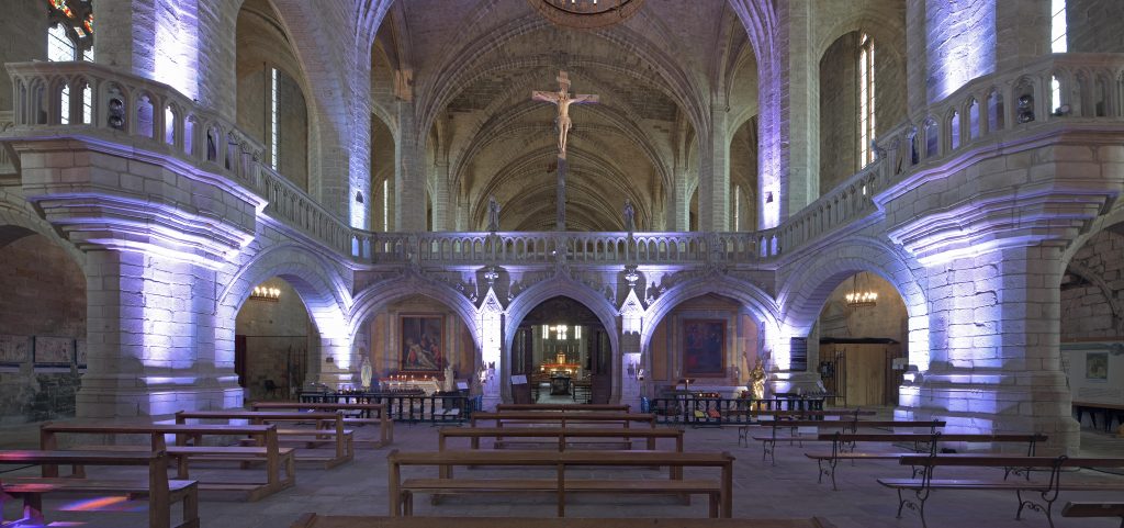 Bienvenue à l'Abbatiale Saint-Robert de La Chaise-Dieu.